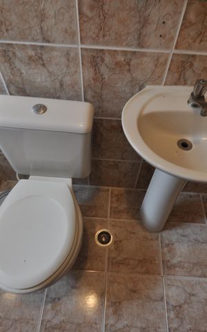 Casa à venda com 165m², 3 quartos e 6 vagasBanheiro do Quarto Suíte