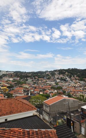 Casa à venda com 165m², 3 quartos e 6 vagasVista do Quarto 2