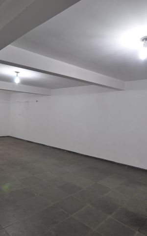 Casa à venda com 165m², 3 quartos e 6 vagasGaragem