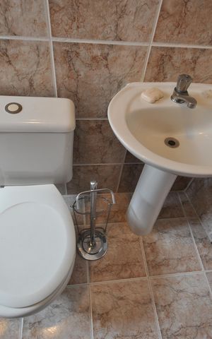 Casa à venda com 165m², 3 quartos e 6 vagasBanheiro Social