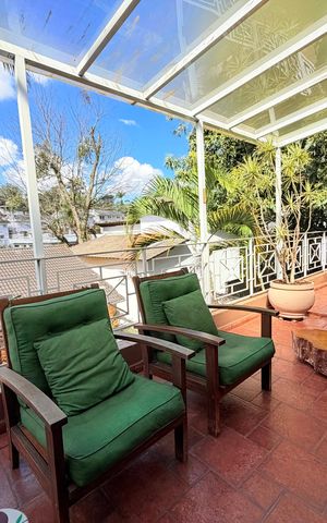Casa para alugar com 250m², 3 quartos e 4 vagas Casa para alugar com 250m², 3 quartos e 4 vagasVaranda