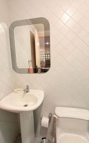 Casa para alugar com 250m², 3 quartos e 4 vagas Casa para alugar com 250m², 3 quartos e 4 vagasBanheiro 4