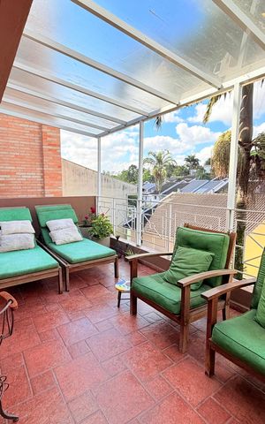 Casa para alugar com 250m², 3 quartos e 4 vagas Casa para alugar com 250m², 3 quartos e 4 vagasVaranda
