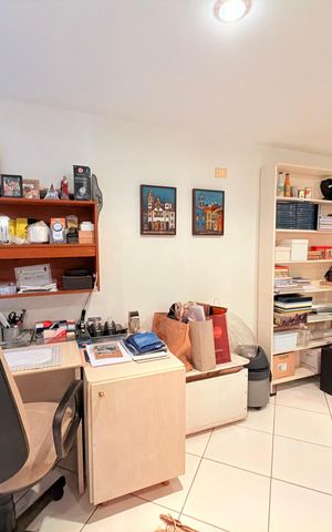 Casa para alugar com 250m², 3 quartos e 4 vagas Casa para alugar com 250m², 3 quartos e 4 vagasSalão