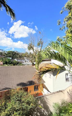 Casa para alugar com 250m², 3 quartos e 4 vagas Casa para alugar com 250m², 3 quartos e 4 vagasVaranda