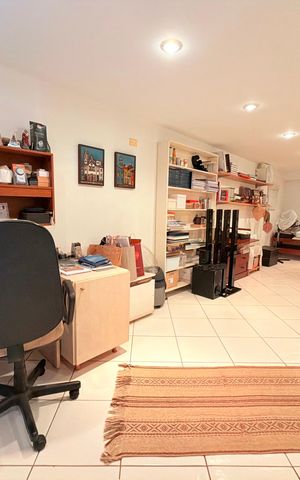 Casa para alugar com 250m², 3 quartos e 4 vagas Casa para alugar com 250m², 3 quartos e 4 vagasSalão