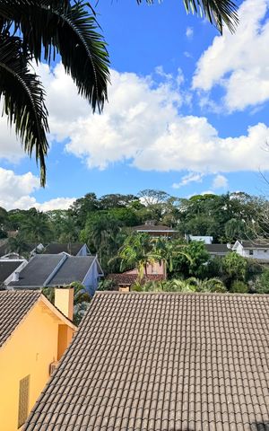 Casa para alugar com 250m², 3 quartos e 4 vagas Casa para alugar com 250m², 3 quartos e 4 vagasVaranda