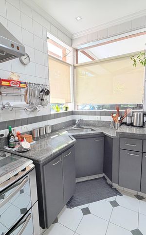 Casa para alugar com 250m², 3 quartos e 4 vagas Casa para alugar com 250m², 3 quartos e 4 vagasCozinha