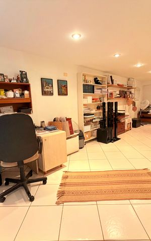 Casa para alugar com 250m², 3 quartos e 4 vagas Casa para alugar com 250m², 3 quartos e 4 vagasSalão