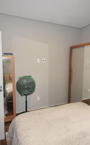 Casa à venda com 201m², 3 quartos e 5 vagas Casa à venda com 201m², 3 quartos e 5 vagasQuarto 3