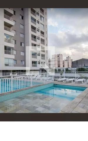 Apartamento à venda com 68m², 2 quartos e sem vaga Apartamento à venda com 68m², 2 quartos e sem vagaPiscina