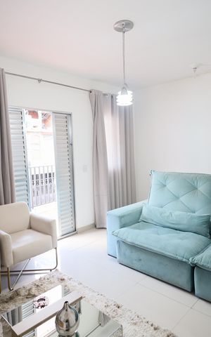 Casa à venda com 120m², 3 quartos e 2 vagasSala