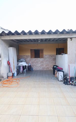 Casa à venda com 120m², 3 quartos e 2 vagasÁrea de Serviço