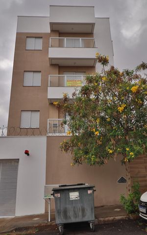 Apartamento para alugar com 56m², 2 quartos e 1 vagaFachada