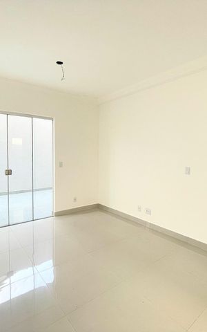 Apartamento à venda com 67m², 2 quartos e 1 vagaSala
