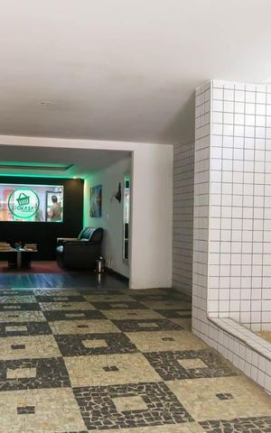 Apartamento à venda com 120m², 2 quartos e 2 vagas Apartamento à venda com 120m², 2 quartos e 2 vagasEntrada