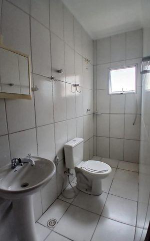 Casa para alugar com 65m², 2 quartos e 1 vaga Casa para alugar com 65m², 2 quartos e 1 vagaBanheiro