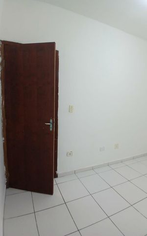 Casa para alugar com 65m², 2 quartos e 1 vaga Casa para alugar com 65m², 2 quartos e 1 vagaQuarto