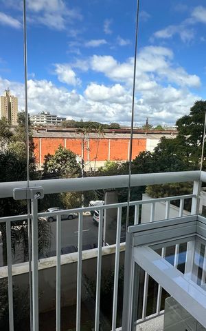 Apartamento para alugar com 160m², 3 quartos e 2 vagas Apartamento para alugar com 160m², 3 quartos e 2 vagasVaranda da Suíte