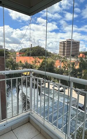 Apartamento para alugar com 160m², 3 quartos e 2 vagas Apartamento para alugar com 160m², 3 quartos e 2 vagasVaranda da Suíte