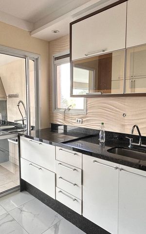 Apartamento para alugar com 160m², 3 quartos e 2 vagas Apartamento para alugar com 160m², 3 quartos e 2 vagasCozinha