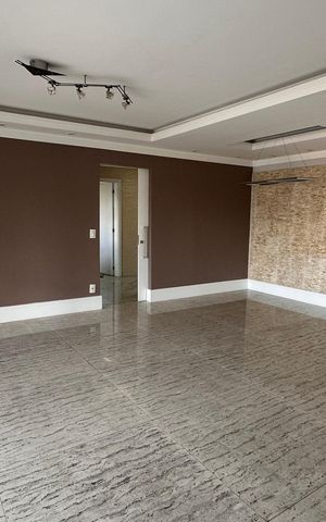 Apartamento para alugar com 160m², 3 quartos e 2 vagas Apartamento para alugar com 160m², 3 quartos e 2 vagasSala