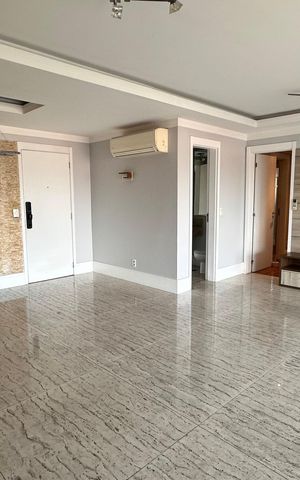 Apartamento para alugar com 160m², 3 quartos e 2 vagas Apartamento para alugar com 160m², 3 quartos e 2 vagasSala
