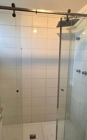 Apartamento para alugar com 160m², 3 quartos e 2 vagas Apartamento para alugar com 160m², 3 quartos e 2 vagasBanheiro da Suíte