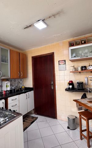 Apartamento para alugar com 115m², 2 quartos e 1 vaga Apartamento para alugar com 115m², 2 quartos e 1 vagaCozinha e Área de Serviço