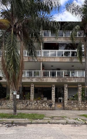Apartamento para alugar com 115m², 2 quartos e 1 vaga Apartamento para alugar com 115m², 2 quartos e 1 vagaFachada