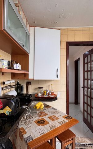 Apartamento para alugar com 115m², 2 quartos e 1 vaga Apartamento para alugar com 115m², 2 quartos e 1 vagaCozinha e Área de Serviço
