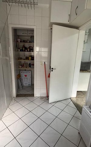 Apartamento à venda com 135m², 3 quartos e 3 vagas Apartamento à venda com 135m², 3 quartos e 3 vagasÁrea de serviço
