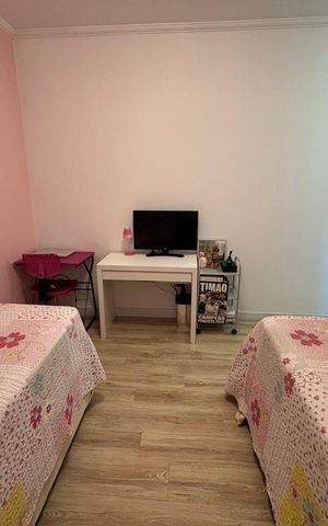 Apartamento à venda com 135m², 3 quartos e 3 vagas Apartamento à venda com 135m², 3 quartos e 3 vagasQuarto