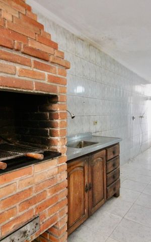 Casa para alugar com 100m², 2 quartos e sem vaga Casa para alugar com 100m², 2 quartos e sem vagaCozinha