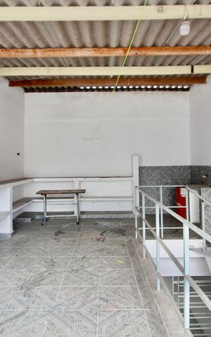 Casa à venda com 165m², 5 quartos e 2 vagas Casa à venda com 165m², 5 quartos e 2 vagasÁrea gourmet