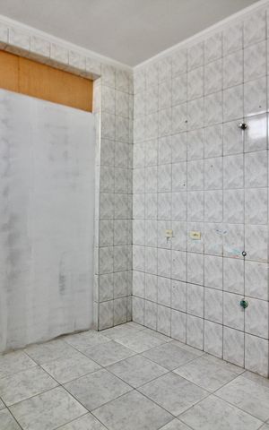 Casa à venda com 165m², 5 quartos e 2 vagas Casa à venda com 165m², 5 quartos e 2 vagasQuarto 1