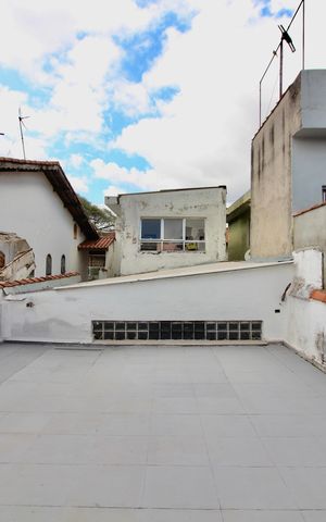 Casa à venda com 165m², 5 quartos e 2 vagas Casa à venda com 165m², 5 quartos e 2 vagasÁrea gourmet