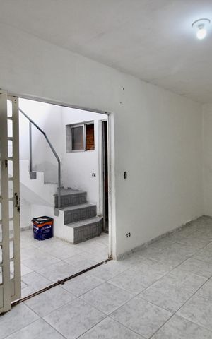 Casa à venda com 165m², 5 quartos e 2 vagas Casa à venda com 165m², 5 quartos e 2 vagasQuarto 2