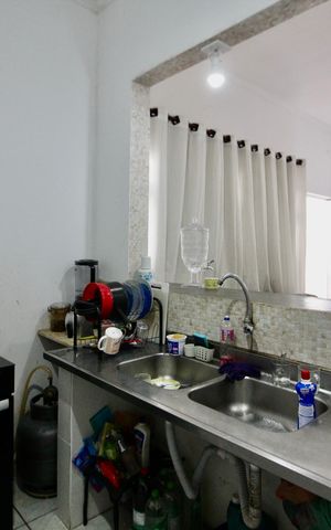 Casa à venda com 165m², 5 quartos e 2 vagas Casa à venda com 165m², 5 quartos e 2 vagasCozinha