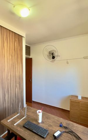 Casa à venda com 180m², 3 quartos e 3 vagas Casa à venda com 180m², 3 quartos e 3 vagasQuarto 2