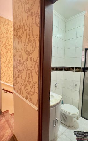 Casa à venda com 180m², 3 quartos e 3 vagas Casa à venda com 180m², 3 quartos e 3 vagasCorredor interno
