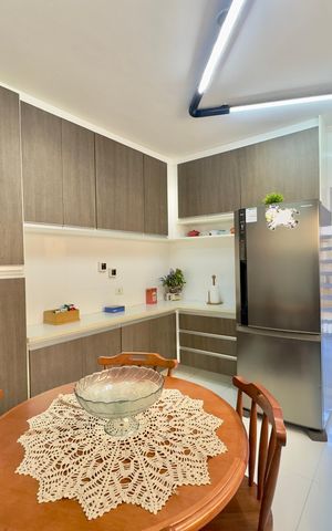 Casa à venda com 180m², 3 quartos e 3 vagas Casa à venda com 180m², 3 quartos e 3 vagasCozinha