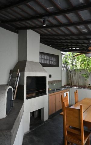 Apartamento à venda com 163m², 3 quartos e 3 vagasChurrasqueira