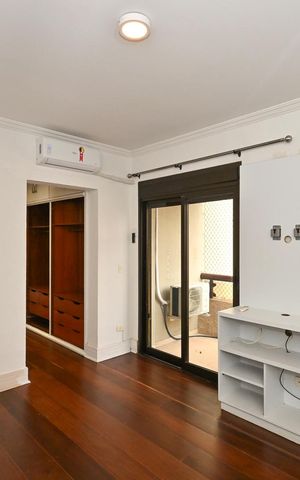 Apartamento à venda com 163m², 3 quartos e 3 vagasSuíte 2