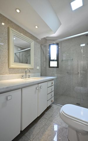 Apartamento à venda com 163m², 3 quartos e 3 vagasBanheiro