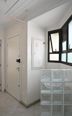 Apartamento à venda com 163m², 3 quartos e 3 vagasÁrea de Serviço 