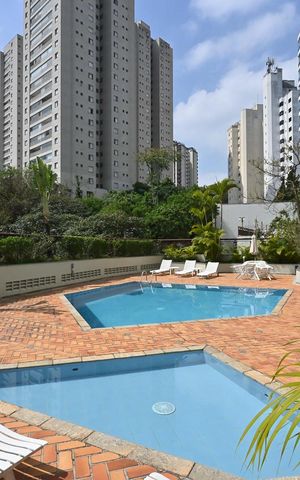 Apartamento à venda com 163m², 3 quartos e 3 vagasPiscina