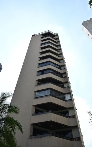 Apartamento à venda com 163m², 3 quartos e 3 vagasFachada