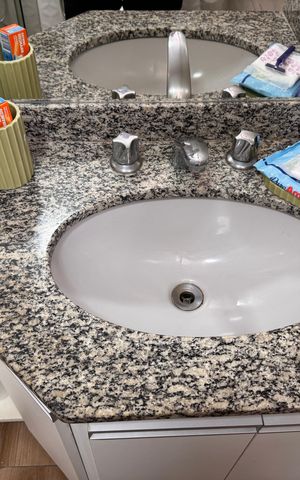 Apartamento à venda com 80m², 3 quartos e 1 vaga Apartamento à venda com 80m², 3 quartos e 1 vagaSuíte - Banheiro