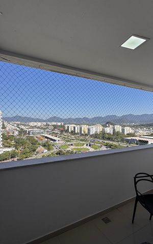 Apartamento à venda com 80m², 3 quartos e 1 vaga Apartamento à venda com 80m², 3 quartos e 1 vagaVaranda